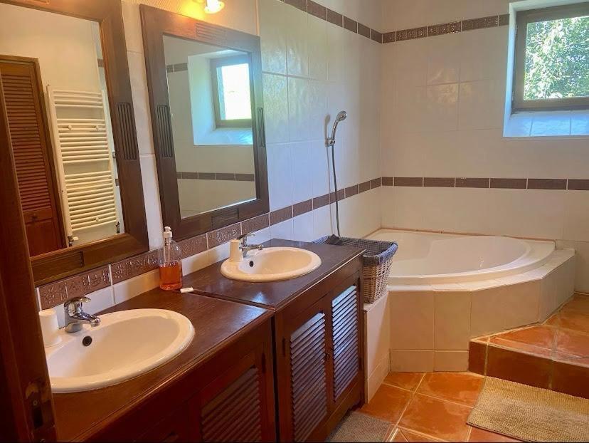 Maison D'Hotes Le Chai D'Armagnac Monguilhem エクステリア 写真