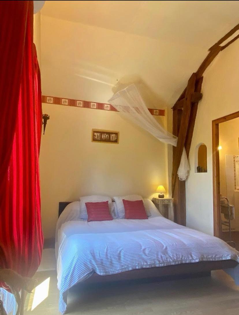 Maison D'Hotes Le Chai D'Armagnac Monguilhem エクステリア 写真